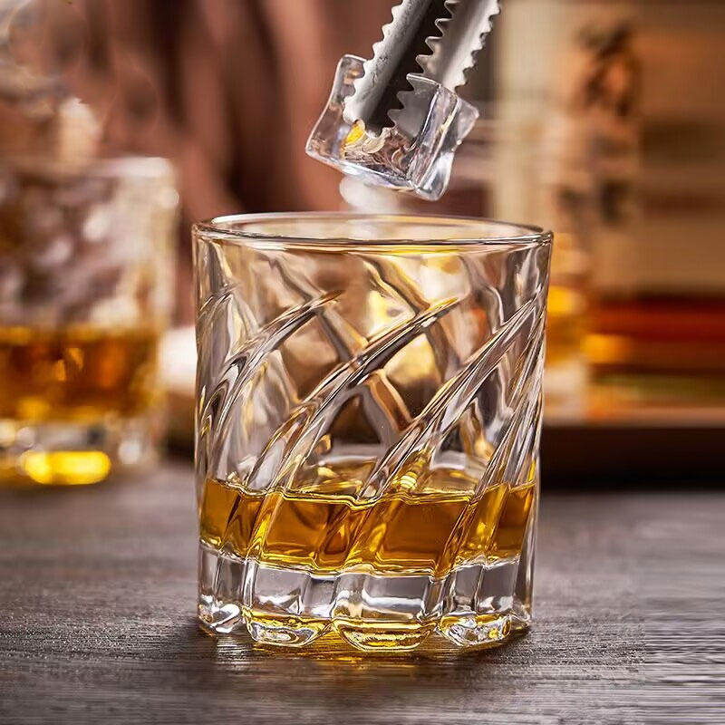 Embossed Whiskey Glass High-Qu - Wine Beer And Spirits recension och pris