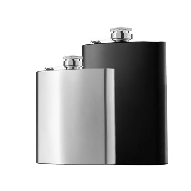 6/7/8oz black/silver Portable  - Wine Beer And Spirits recension och pris