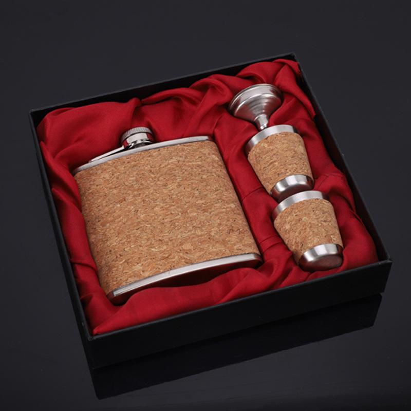 8oz Portable Flagon Hip Flask  - Wine Beer And Spirits recension och pris